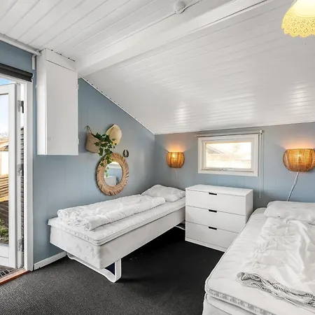 Rent A Cozy At Pirupshvarrevej 5a! בלוקהוס