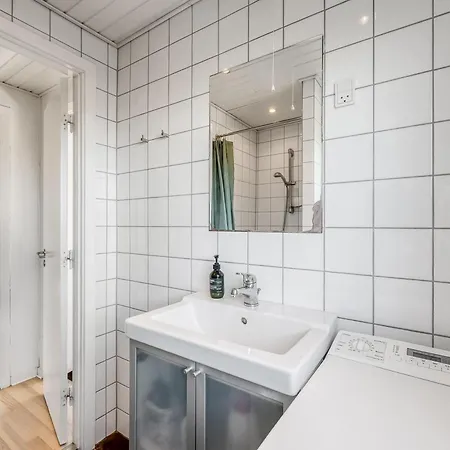 Rent A Cozy At Pirupshvarrevej 5a! *